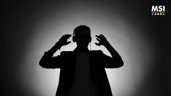 Mengenal Lebih Dekat dengan EDM  (Electronic Dance Music)