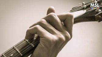 Panduan Lengkap Memainkan Major Scale di Gitar: Langkah Awal Menuju Permainan Gitar Profesional