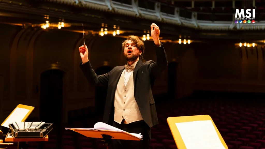 Peran Conductor dalam Orkestra